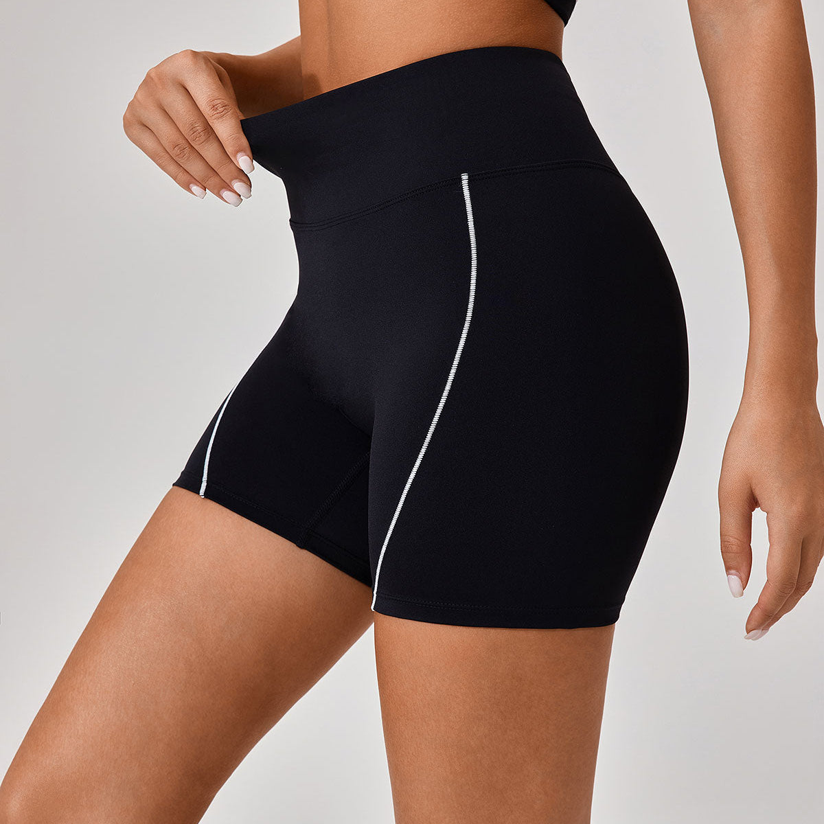 Belltoile™ Siyah Yüksek Bel Yoga Şortu