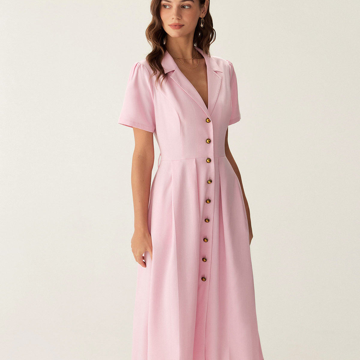 Belltoile™ Pembe V Yaka Pileli Düğmeli Midi Elbise