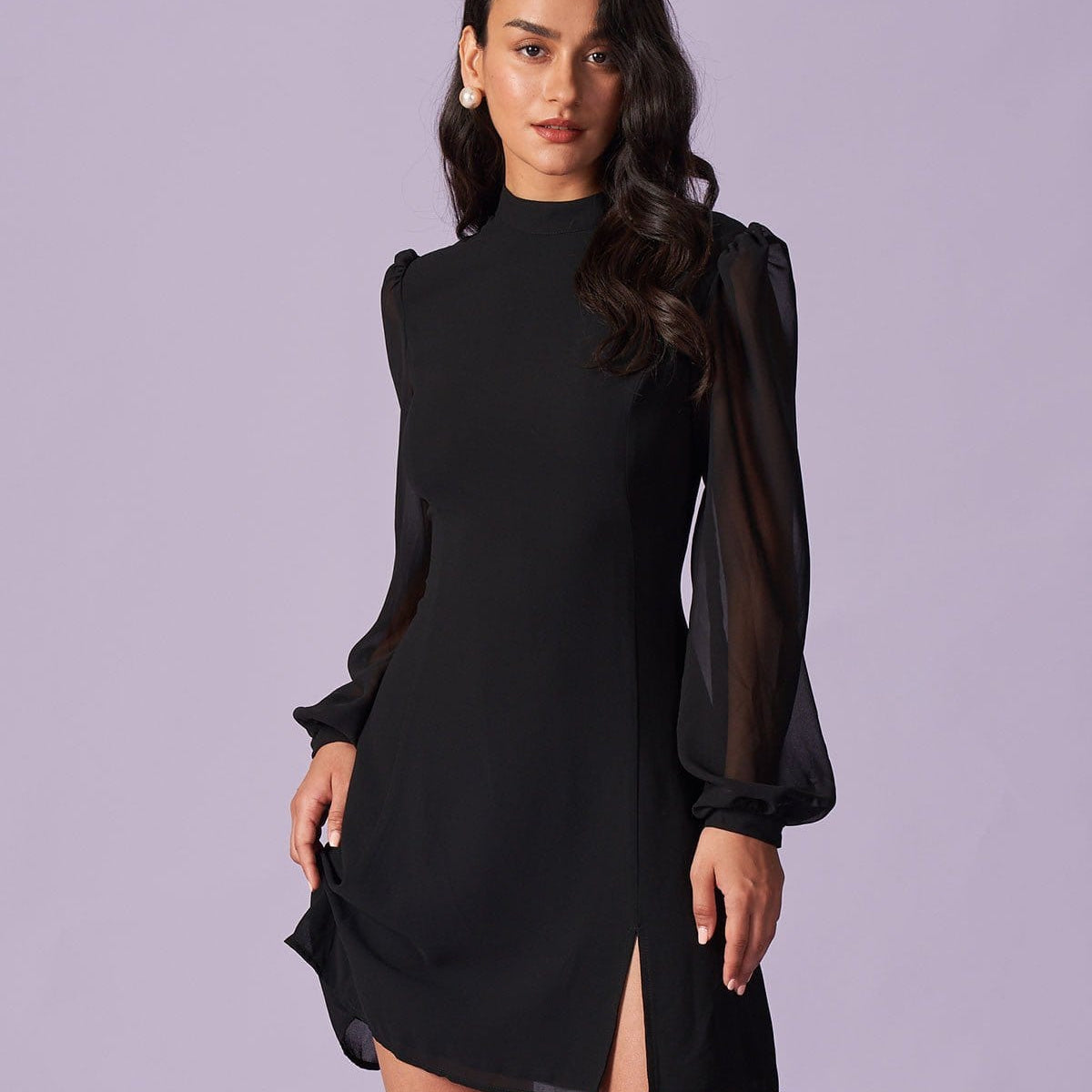 Belltoile™ Siyah Dik Yaka Transparan Yırtmaçlı Mini Elbise