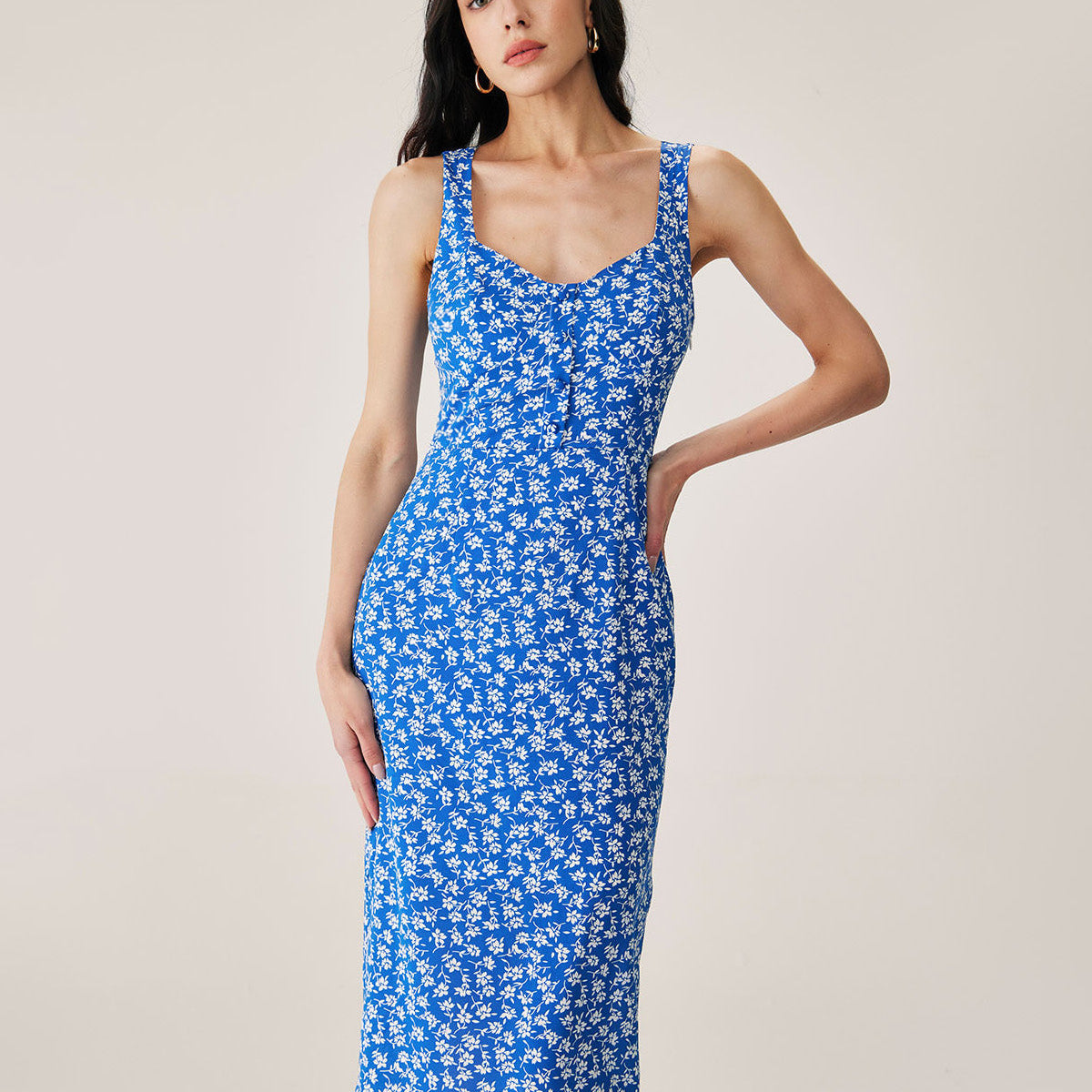 Belltoile™ Mavi Çiçekli Yırtmaçlı Slip Midi Elbise