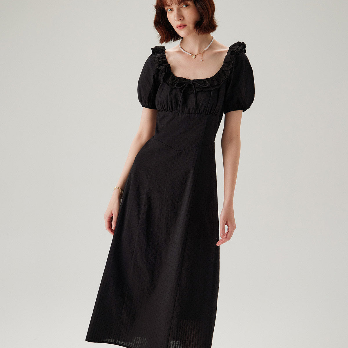 Belltoile™ Siyah Nakışlı Kabarık Kol Maxi Elbise