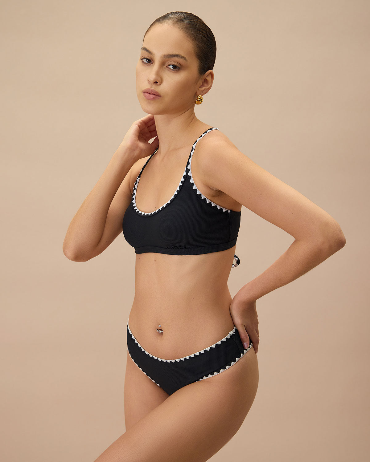 Belltoile™ Siyah Kontrast Fitilli Bikini Üstü