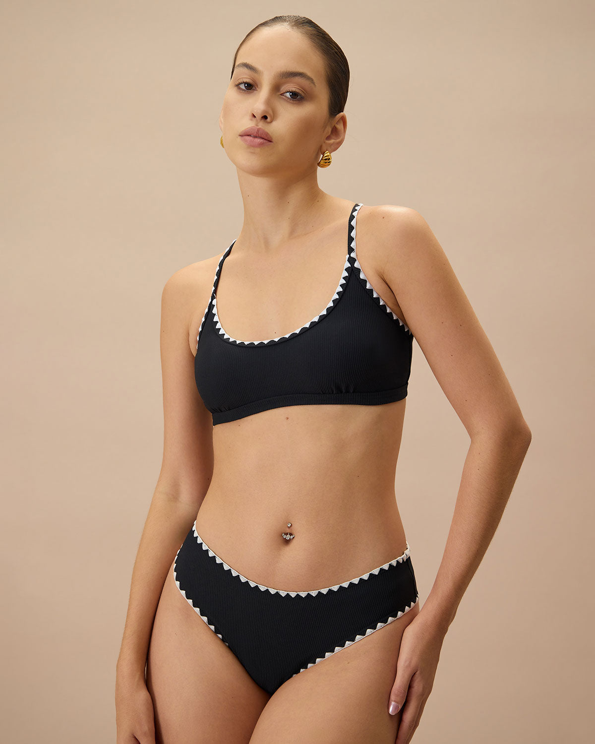 Belltoile™ Siyah Kontrast Fitilli Bikini Altı