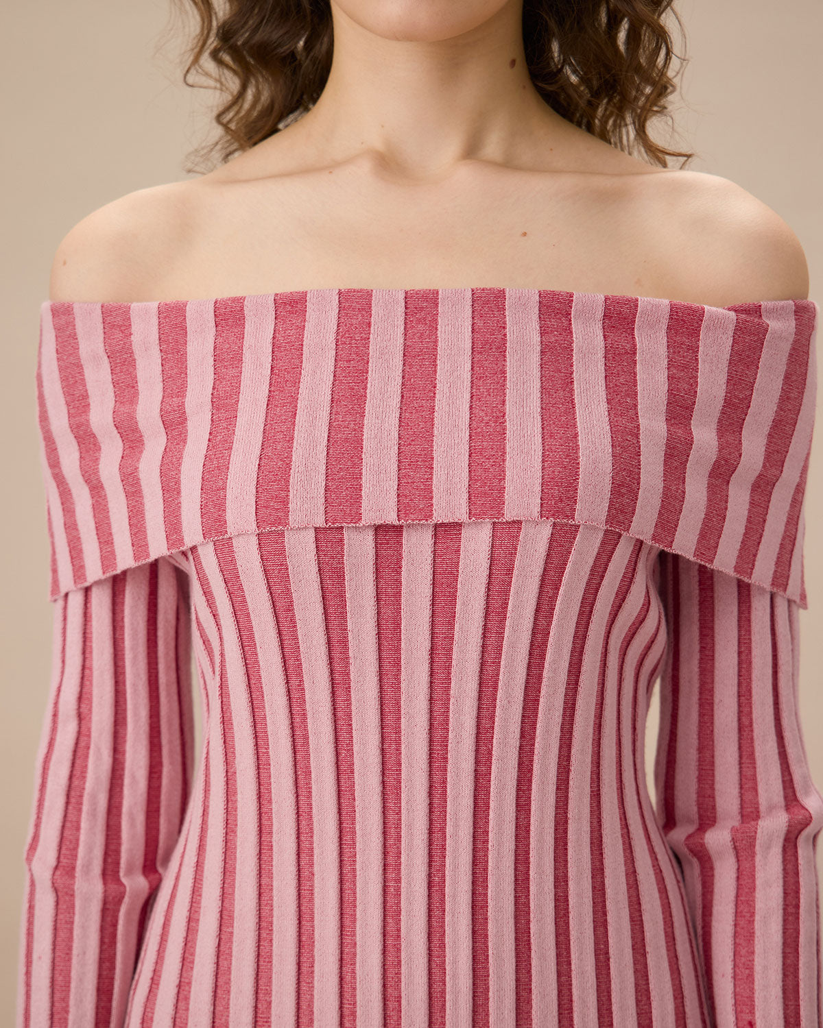 Belltoile™ Pembe Çizgili Omuzu Açık Bodycon Triko Elbise