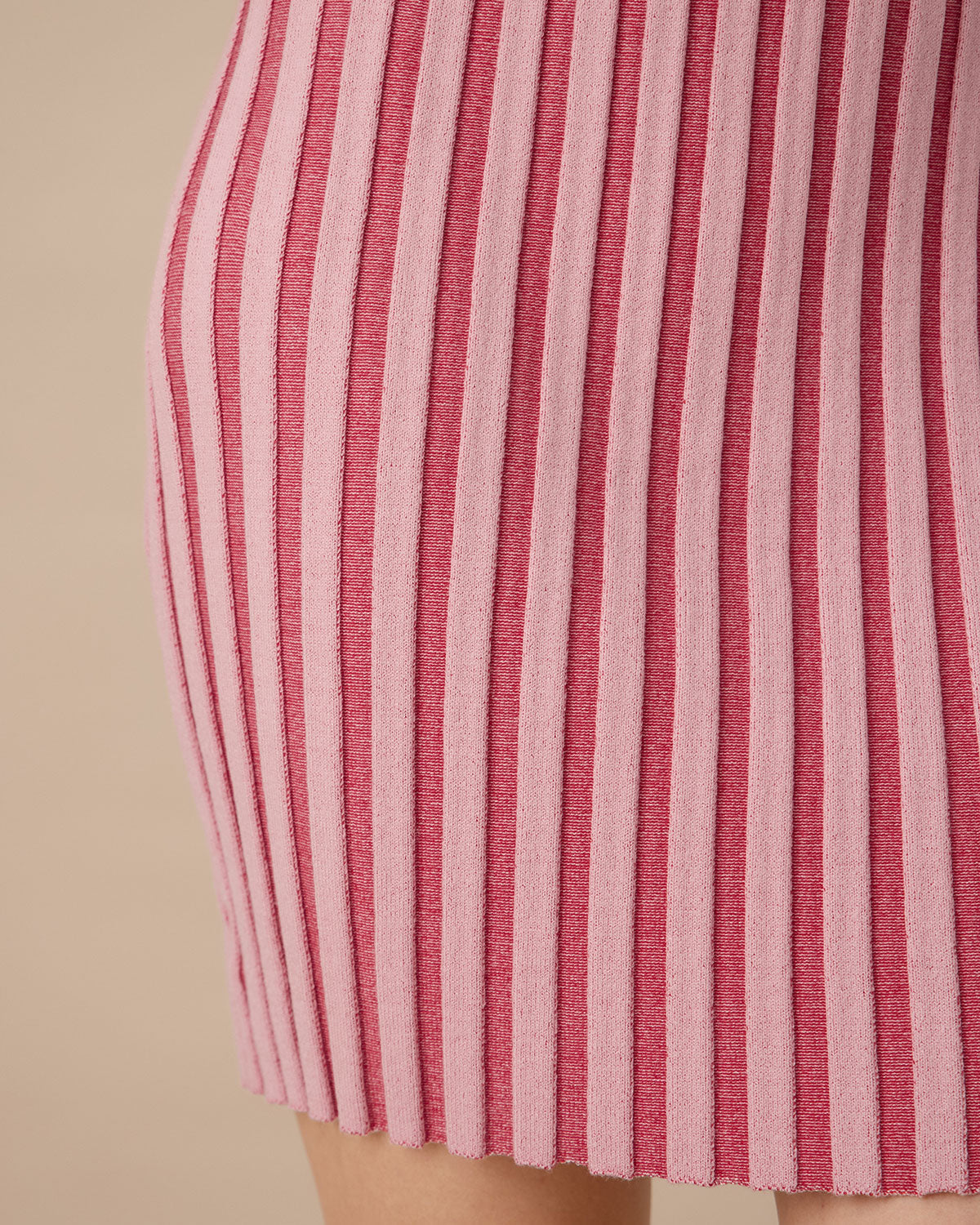 Belltoile™ Pembe Çizgili Omuzu Açık Bodycon Triko Elbise