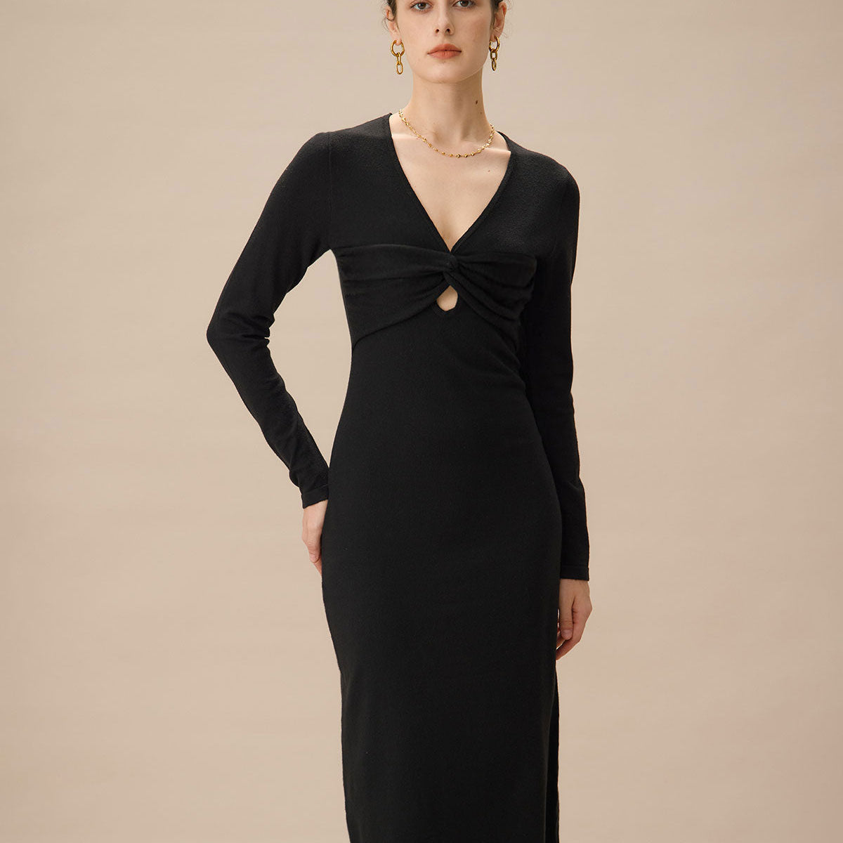 Belltoile™ Siyah V Yaka Bodycon Triko Elbise