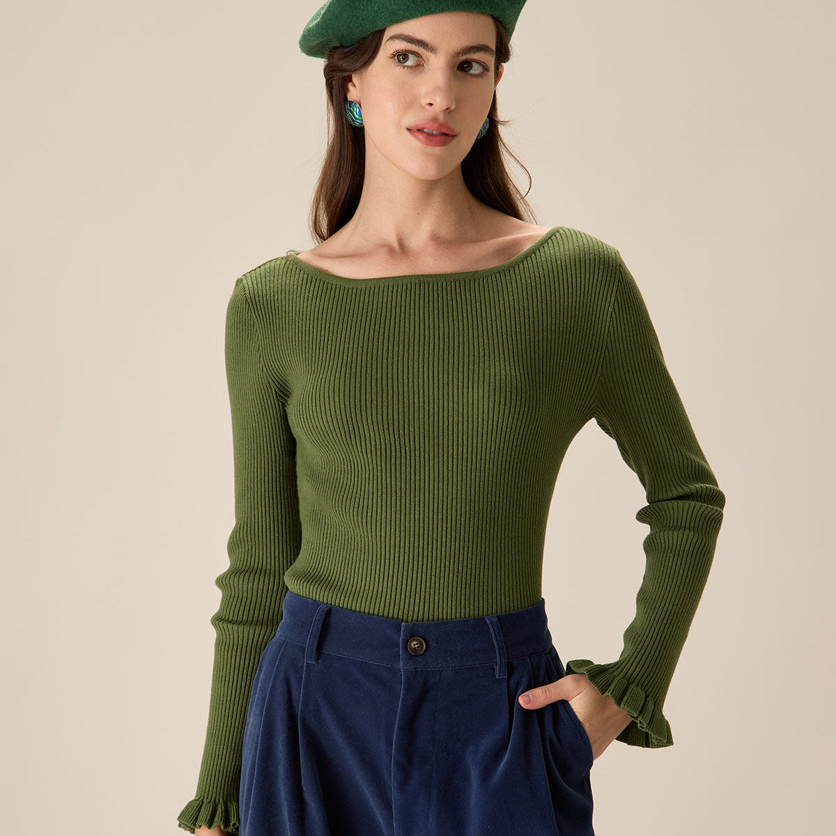 Belltoile™ Yeşil Kayık Yaka Fırfırlı Slim Tişört