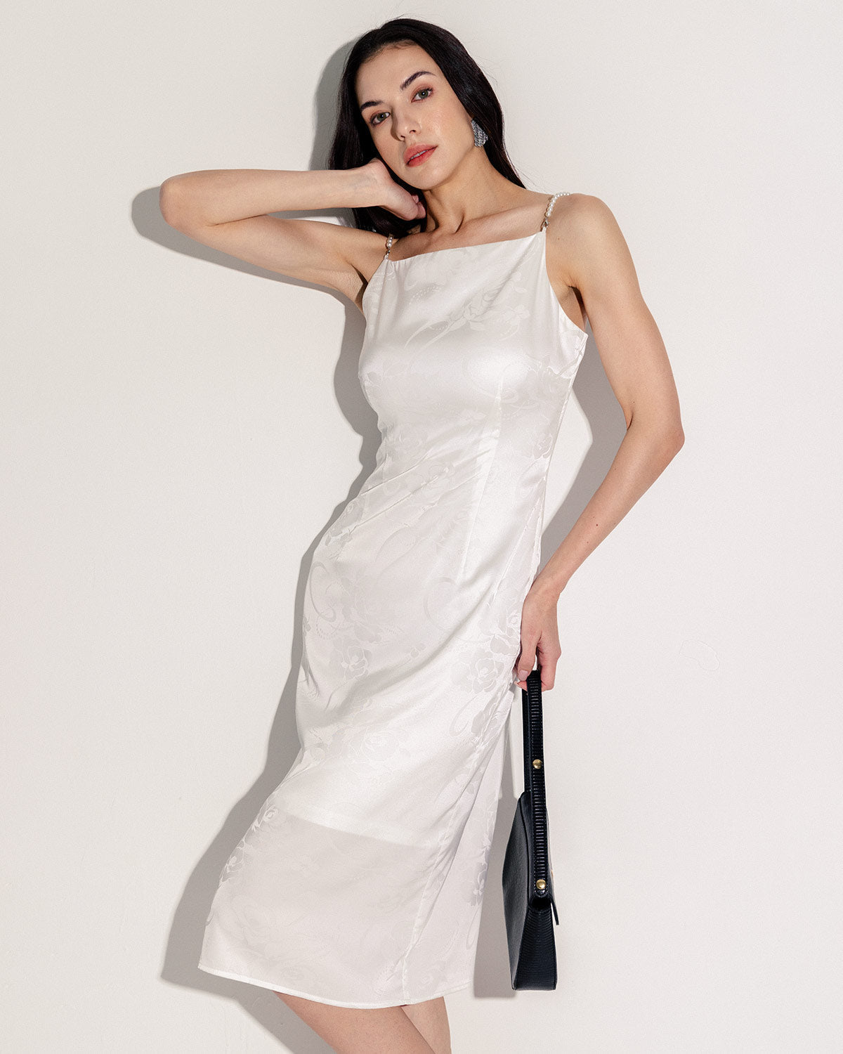 Belltoile™ Beyaz Boncuklu Askılı Slip Midi Elbise