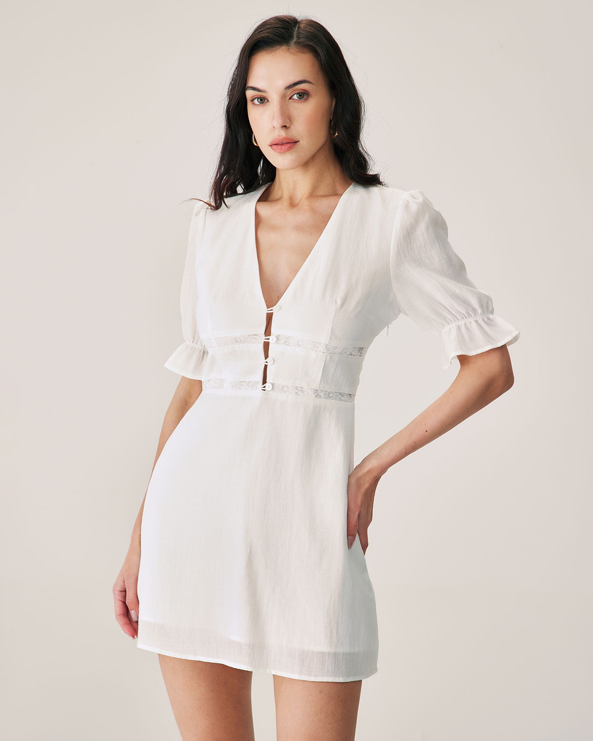 Belltoile™ Beyaz Dantel Ekleme Mini Elbise