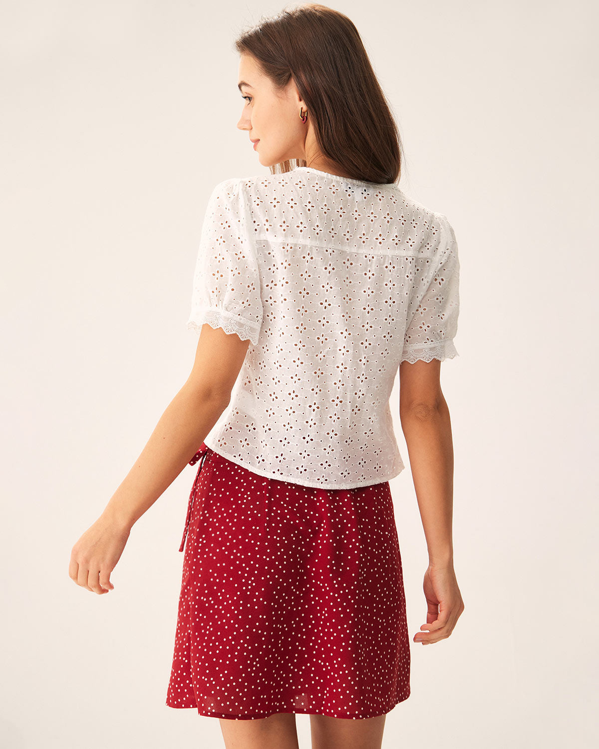 Belltoile™ Beyaz Nakışlı Kolları Kabarık Bluz