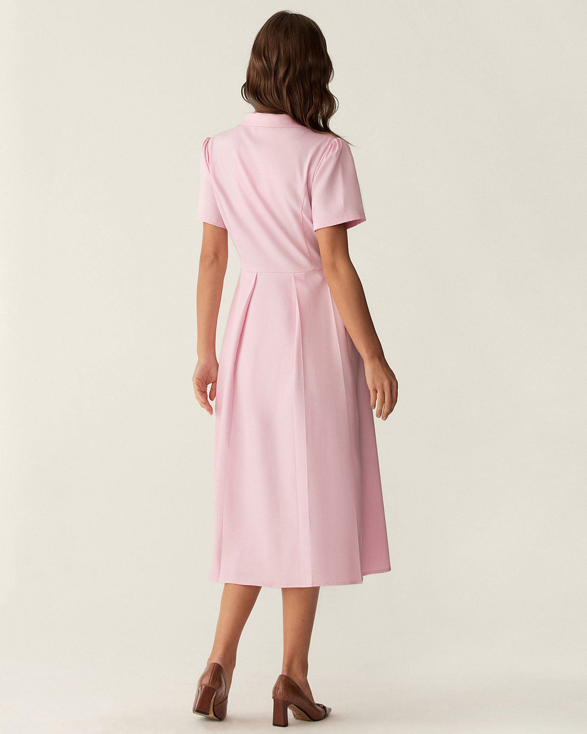 Belltoile™ Pembe V Yaka Pileli Düğmeli Midi Elbise