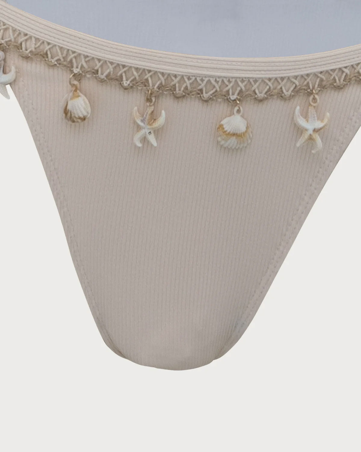 Belltoile Beyaz Deniz Kabuğu İşlemeli Bikini Takımı