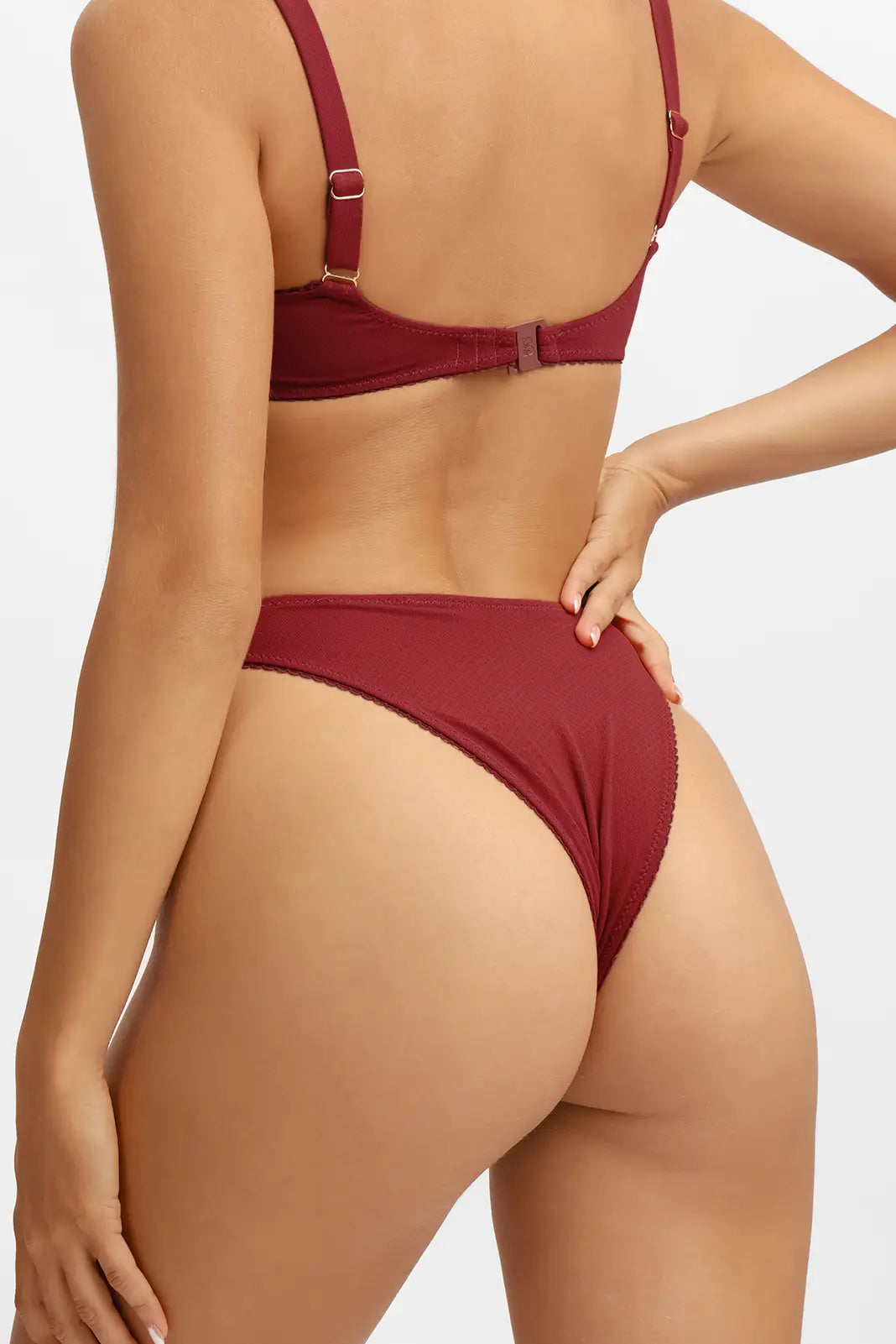 Belltoile™ Elena Zarif Cesur Alt / Kiraz Şarabı Noktalı