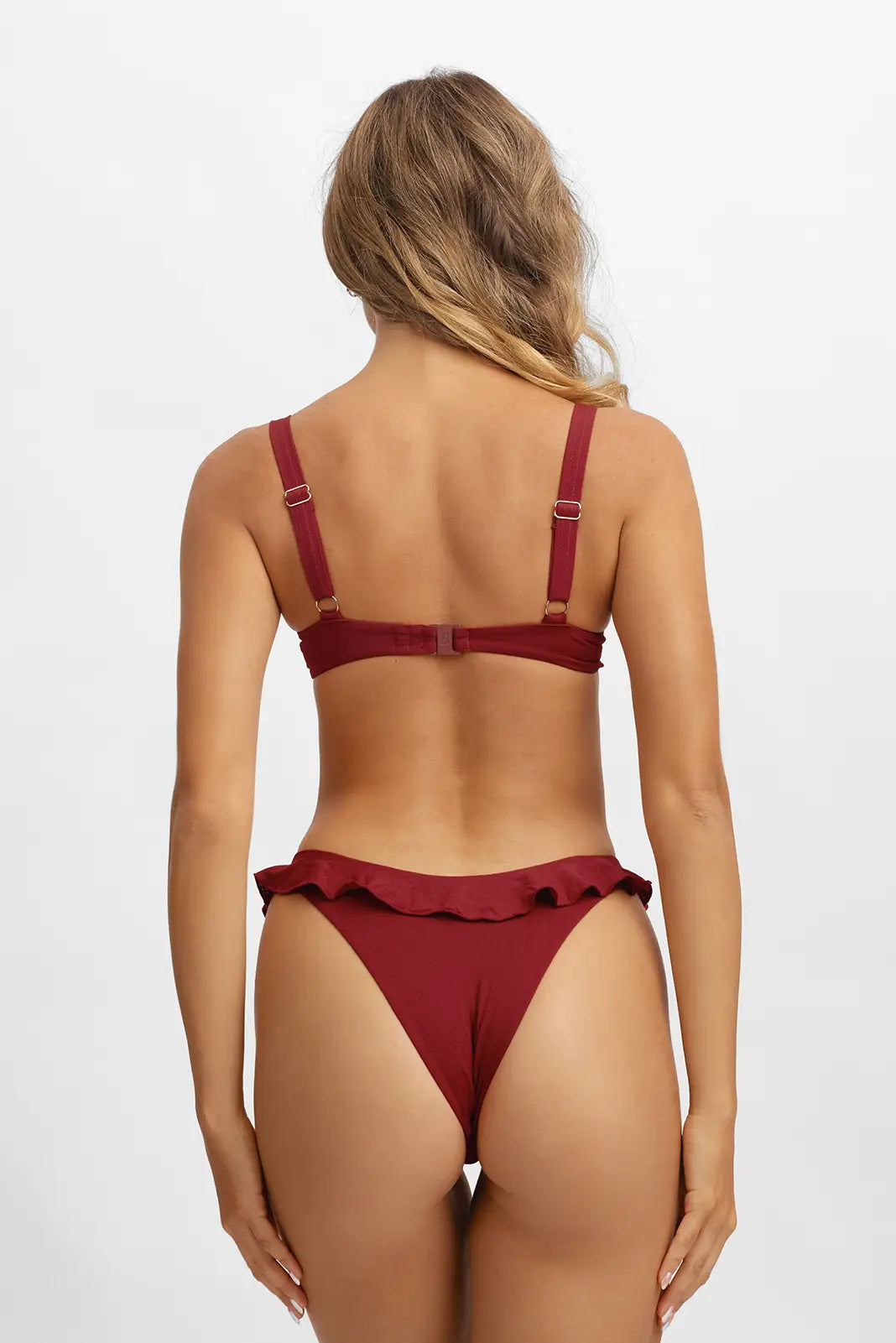 Belltoile™ Makayla Fırfırlı Destekli Bikini Üstü / Kiraz Şarabı Noktalı