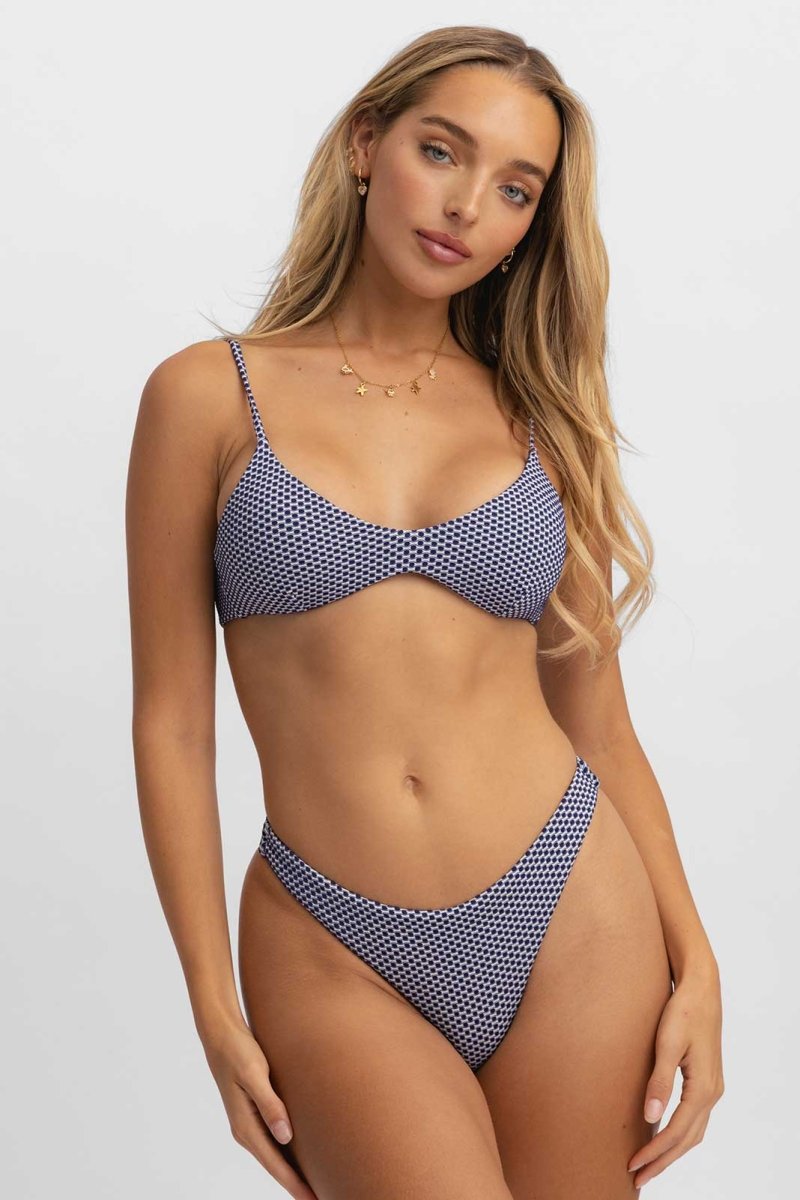 Belltoile™ Natalie Yuvarlak Yaka Bikini Üstü / Country Club Jakarlı