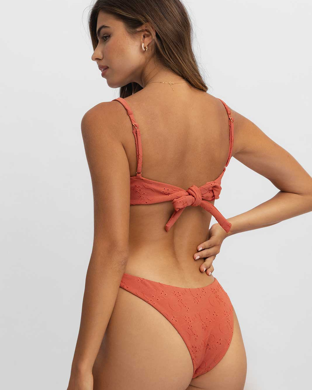 Belltoile™ Portia Halkalı Orta Kapalı Alt / Baharat Dantel