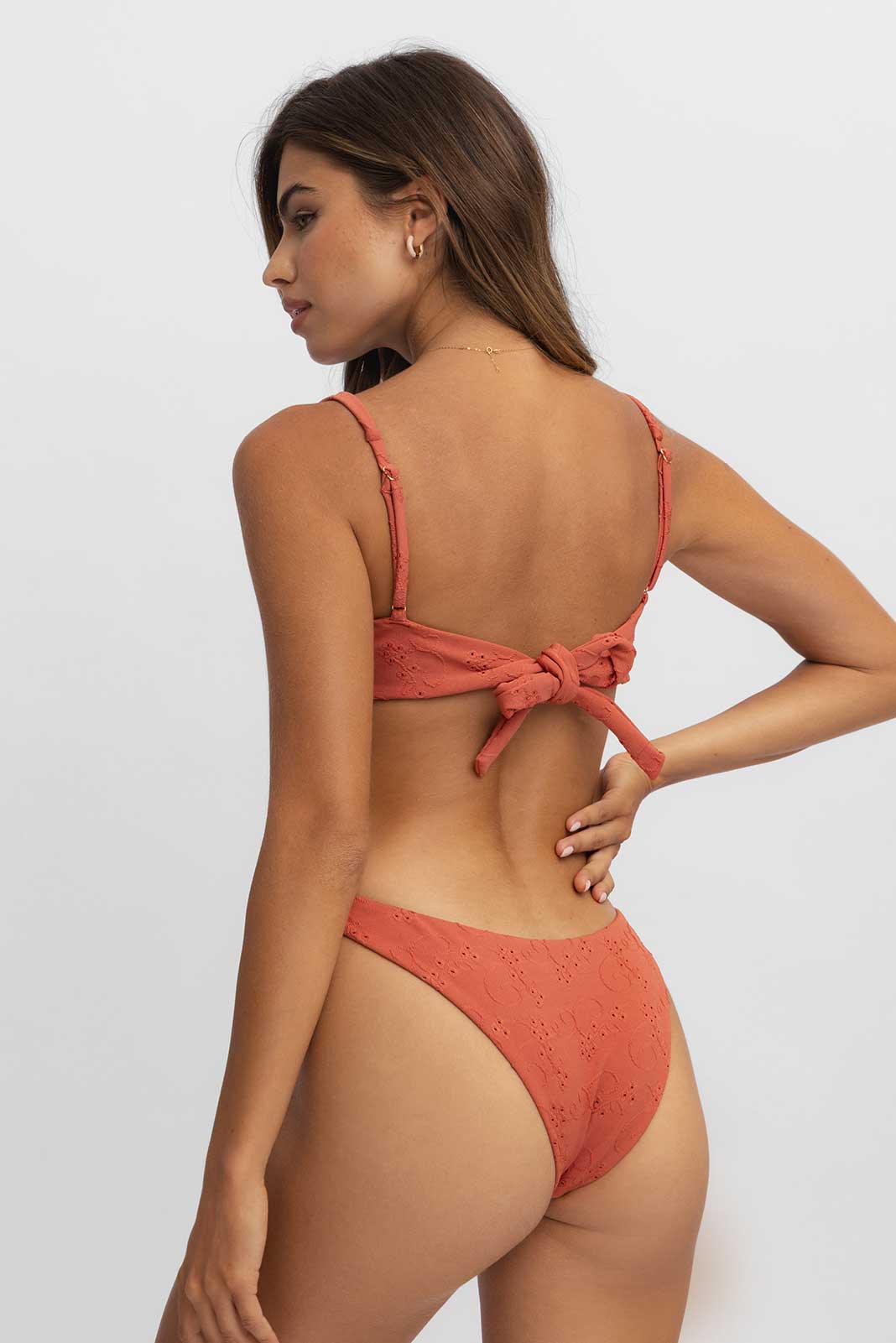 Belltoile™ Portia Halkalı Orta Kapalı Alt / Baharat Dantel