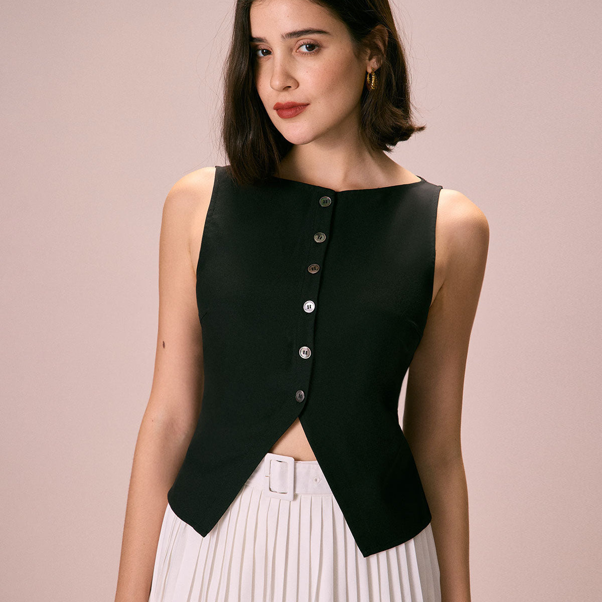 Belltoile™ Siyah Kayık Yaka Düğmeli Atlet