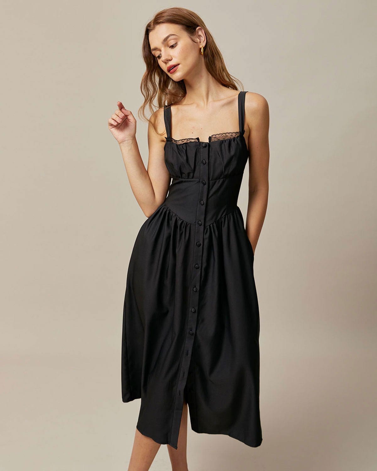 Belltoile Siyah Kare Yaka Dantelli Cami Midi Elbise