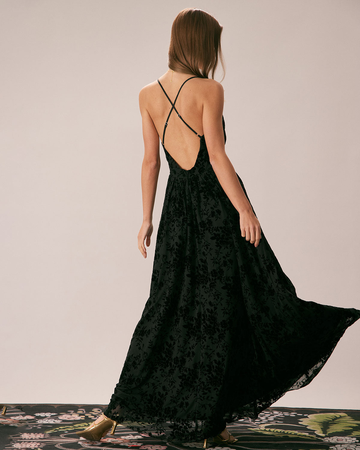 Belltoile™ Siyah Çiçek Floklu File Yırtmaçlı Maxi Elbise