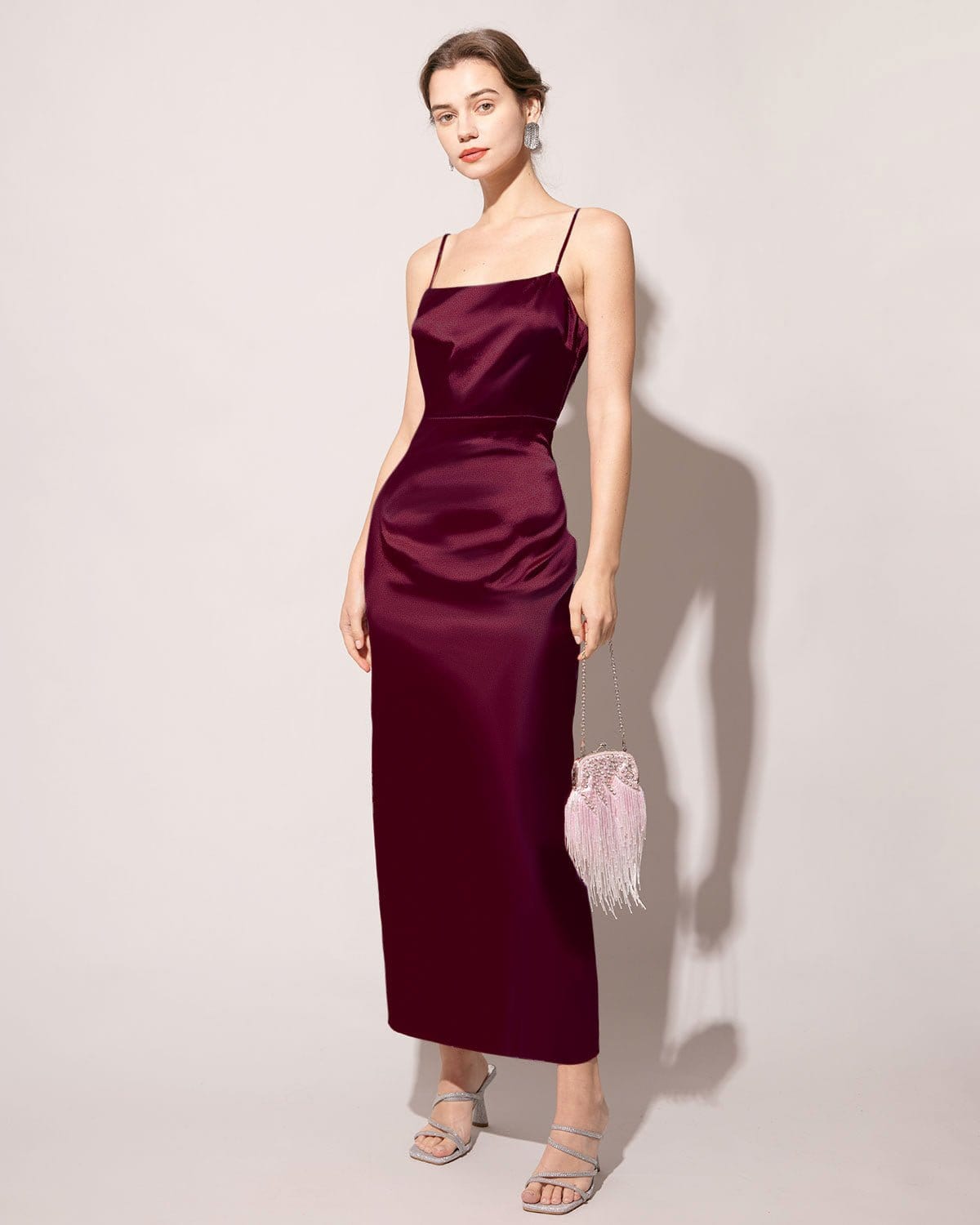 Belltoile™ Kırmızı Sırt Yırtmaçlı Saten Askılı Maxi Elbise