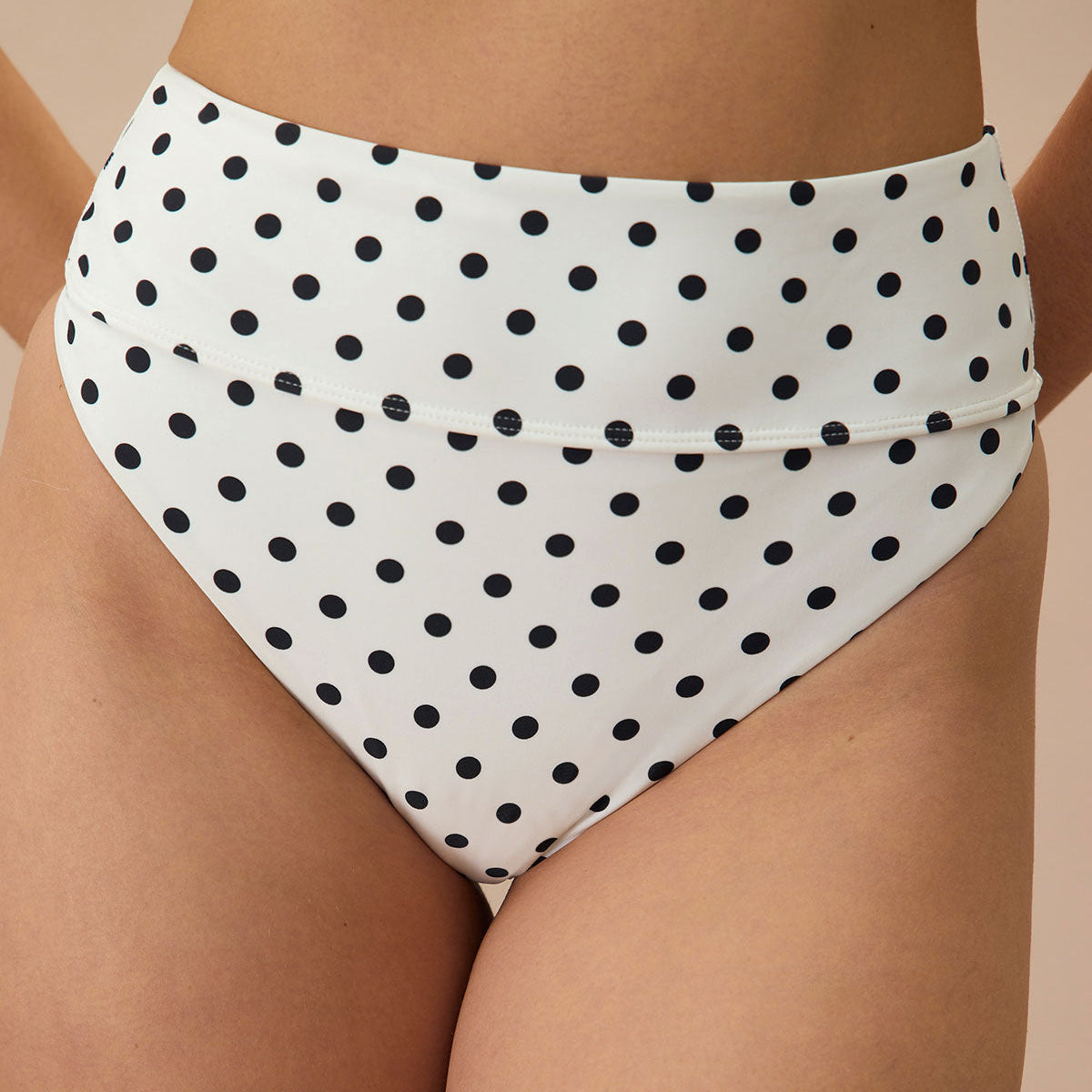 Belltoile™ Beyaz Puantiyeli Yüksek Bel Bikini Altı