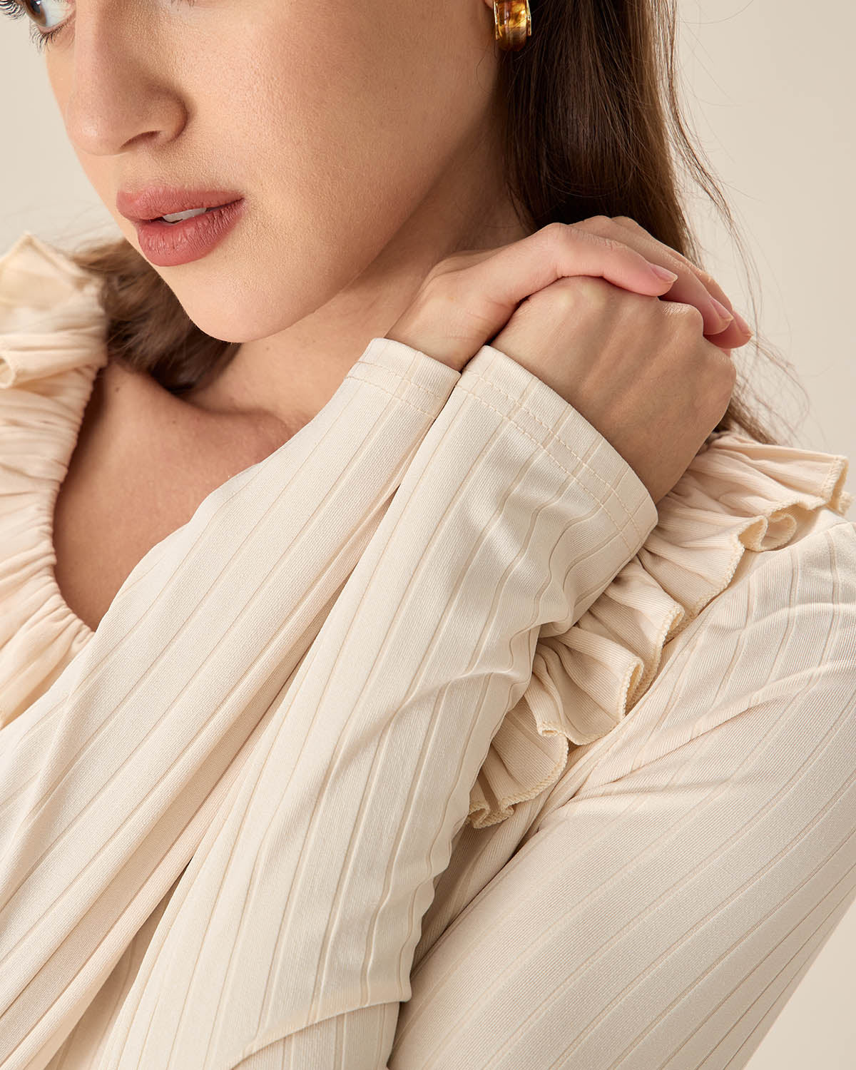 Belltoile™ Bej Fırfırlı Slim Tişört