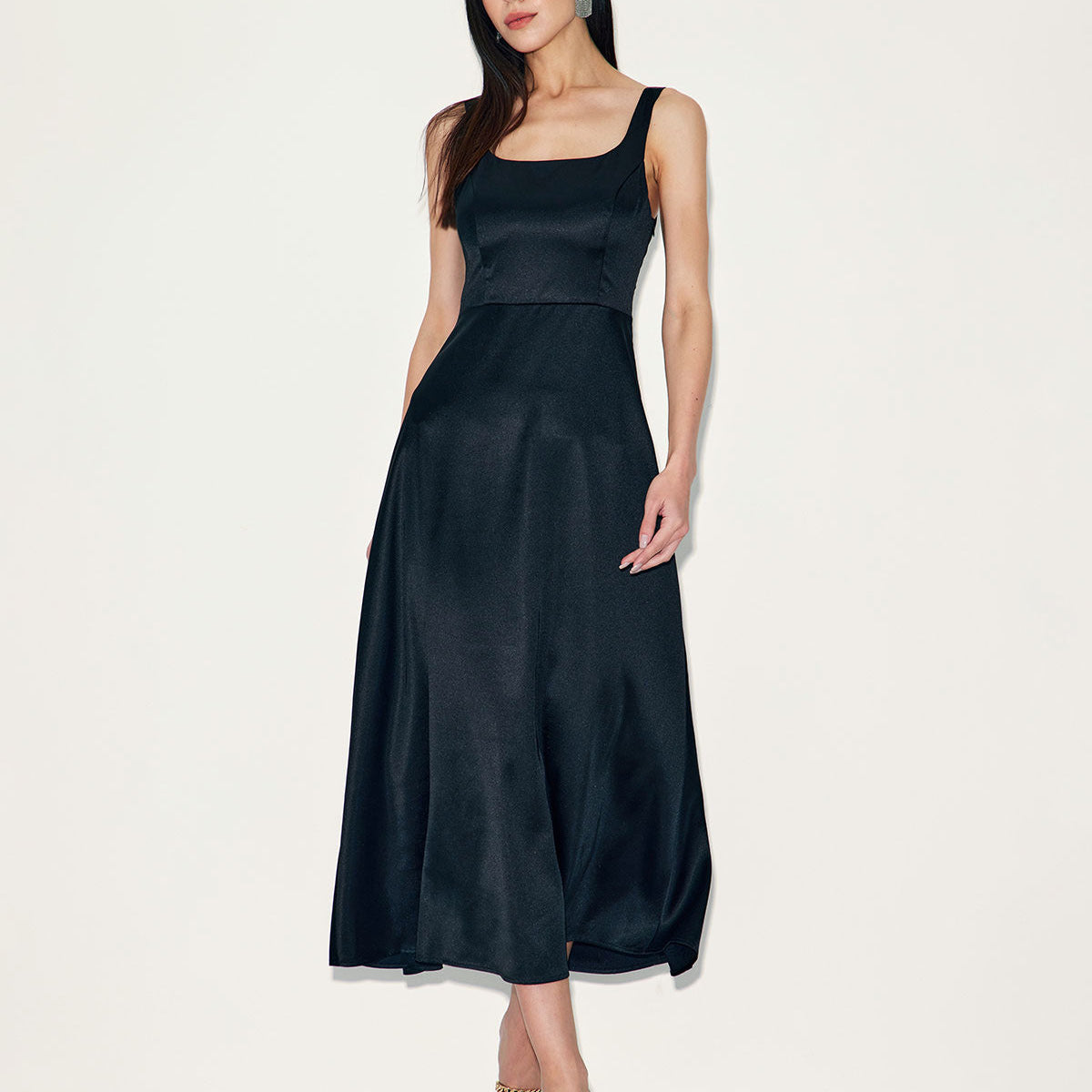 Belltoile Siyah Saten A Kesim Slip Maxi Elbise