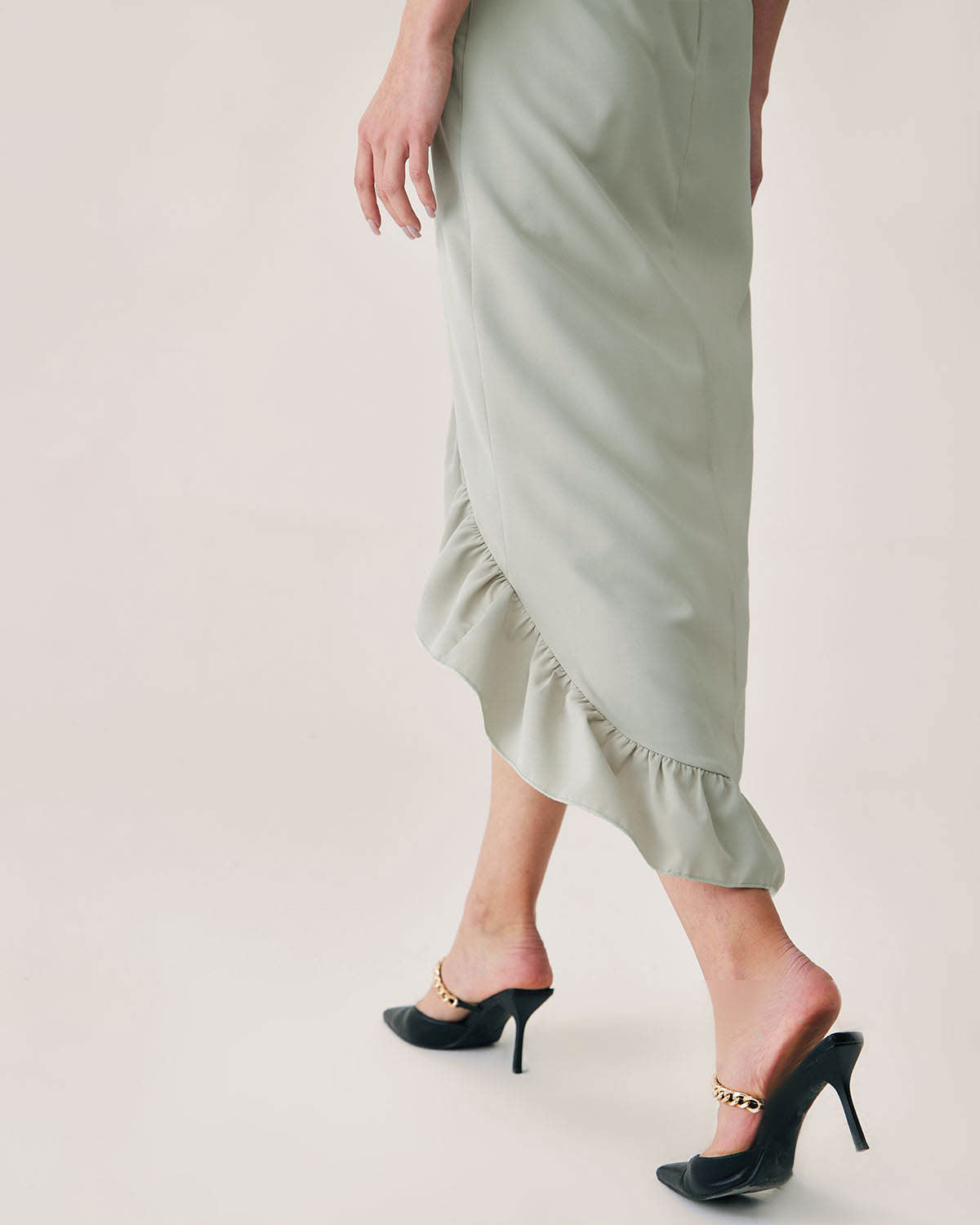 Belltoile™ Yeşil Fırfırlı Yırtmaçlı Slip Maxi Elbise