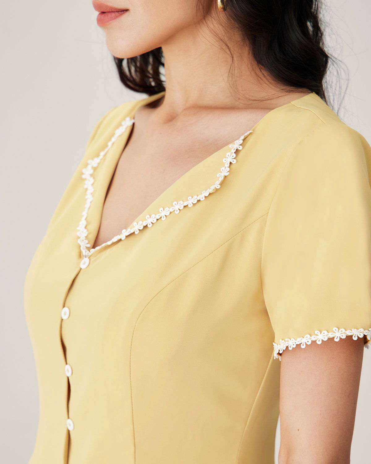 Belltoile Sarı V Yaka Düğmeli Mini Elbise