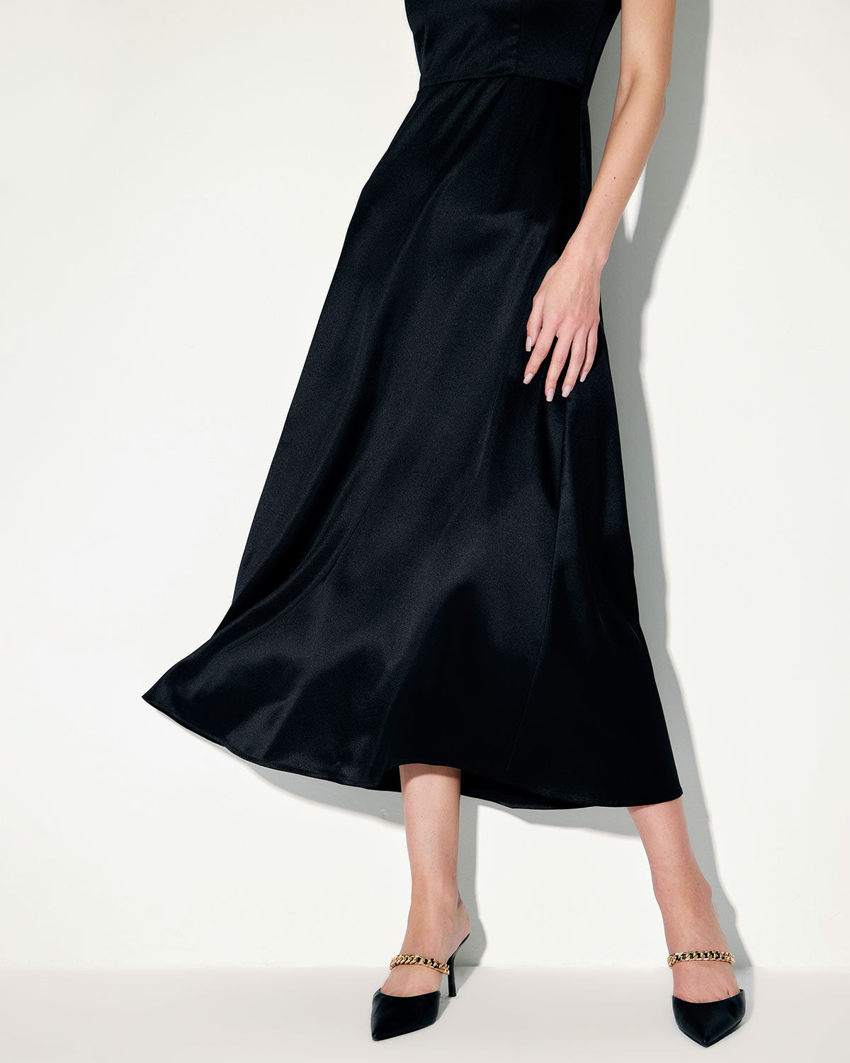 Belltoile Siyah Saten A Kesim Slip Maxi Elbise