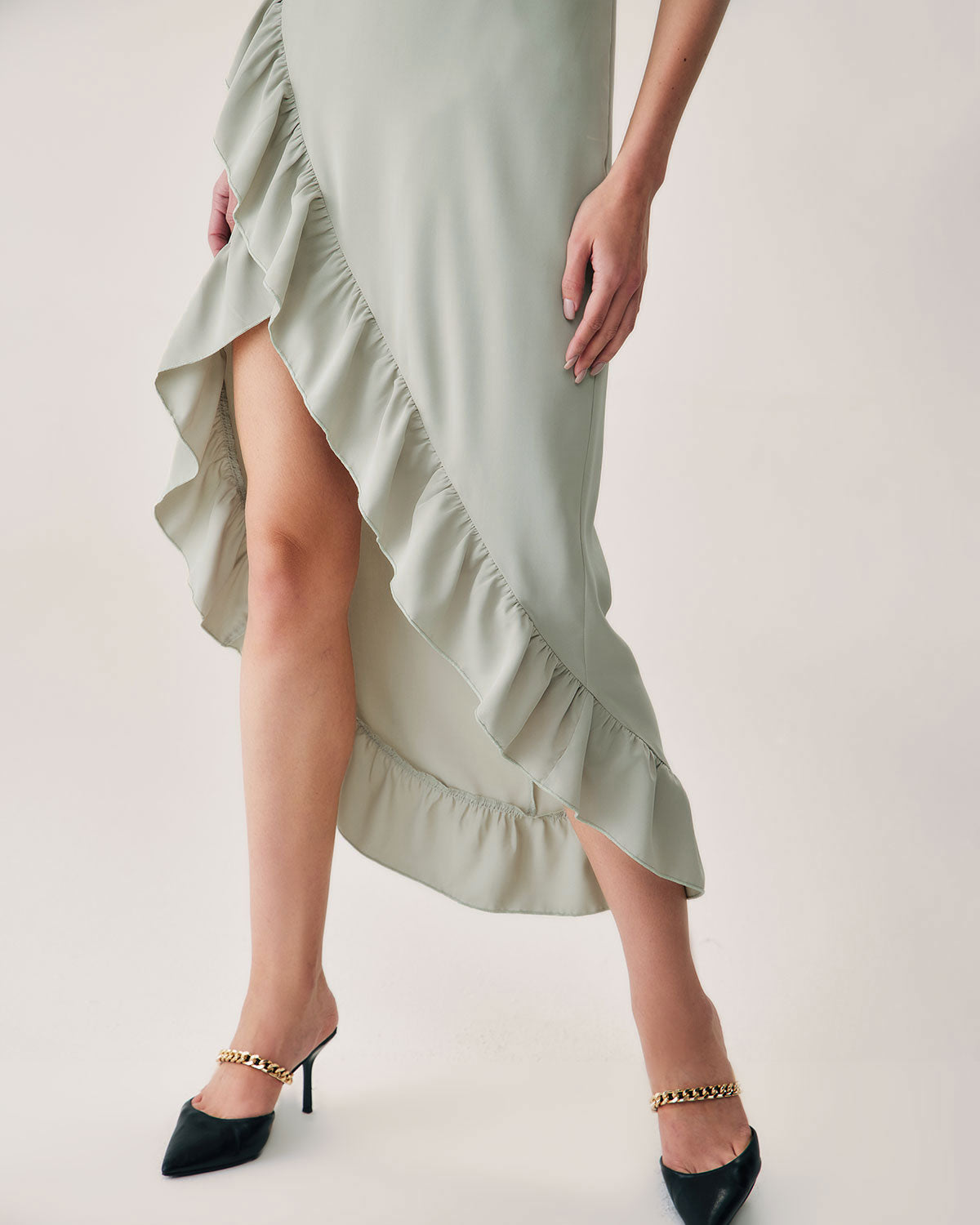 Belltoile™ Yeşil Fırfırlı Yırtmaçlı Slip Maxi Elbise