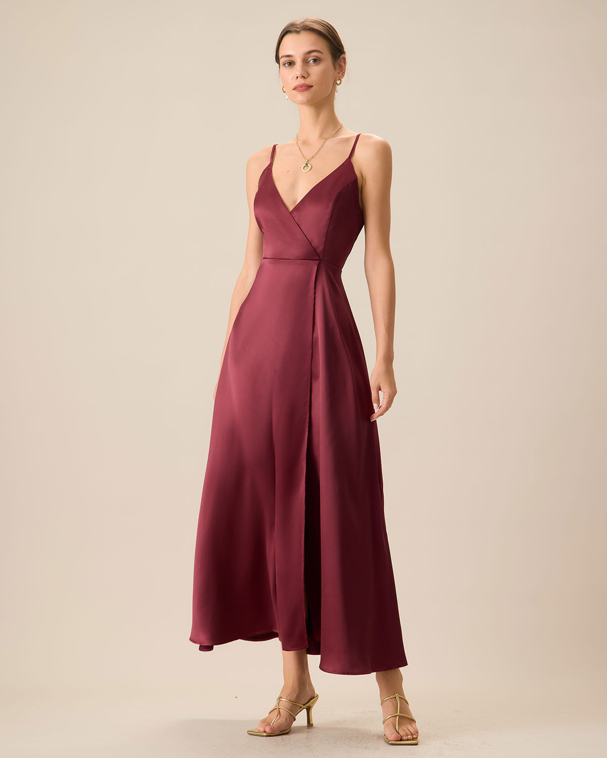 Belltoile Kırmızı Saten Yırtmaçlı Maxi Elbise