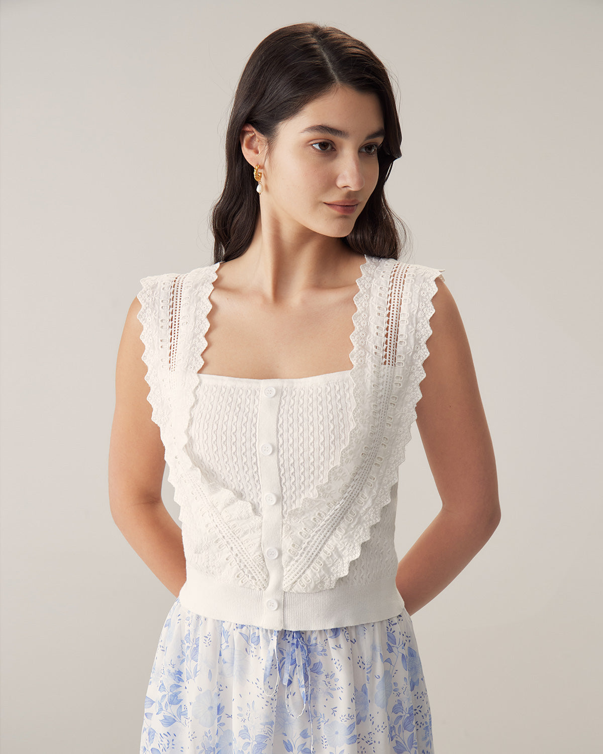 Belltoile™ Beyaz Fırfırlı Nakış Tankı