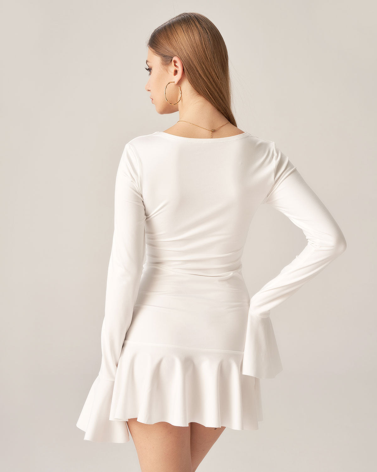 Belltoile™ Bettydress-Beyaz Fırfırlı Büküm Mini Elbise