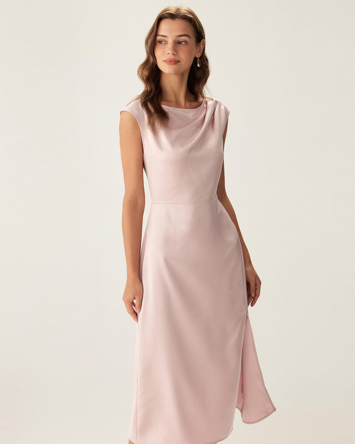 Belltoile™ Pembe Saten Kayık Yaka Yırtmaçlı Kolsuz Midi Elbise