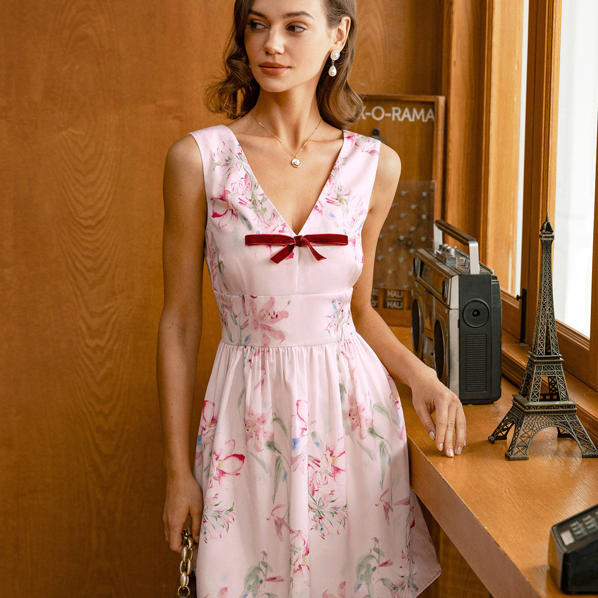 Belltoile™ Pembe Çiçekli İlmek Kolsuz Mini Elbise