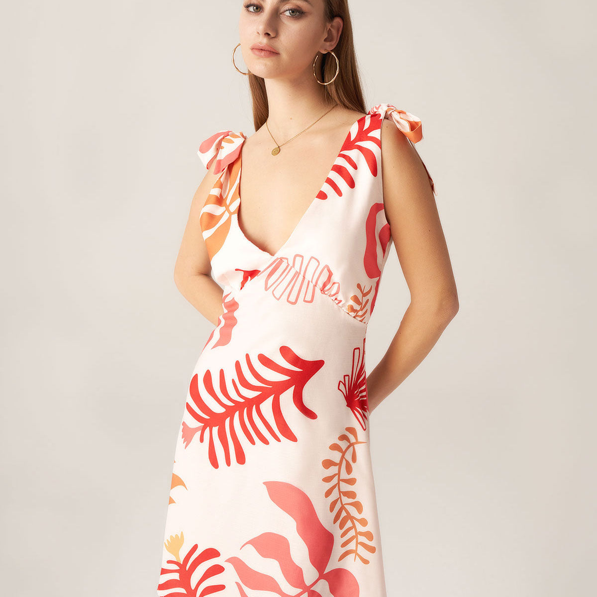 Belltoile™ Bettydress-Kırmızı Çiçekli Kravat Askılı Mini Elbise