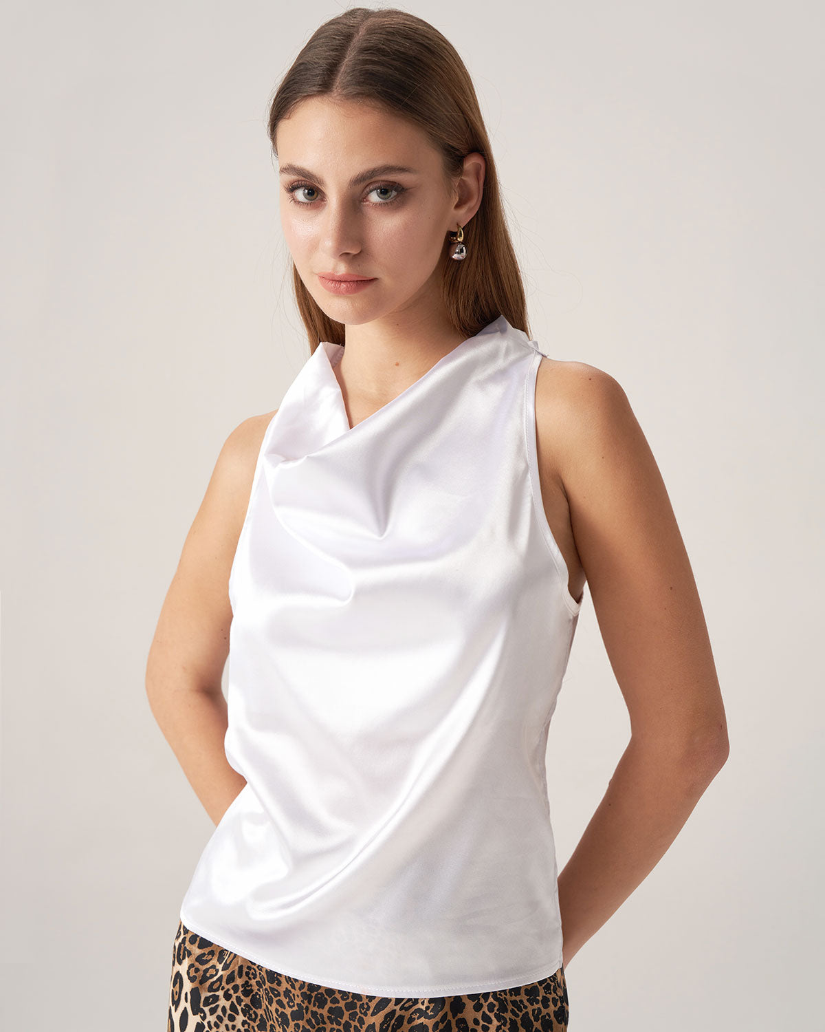 Belltoile™ Bettydress-Beyaz Saten Kapüşonlu Yaka Yelek