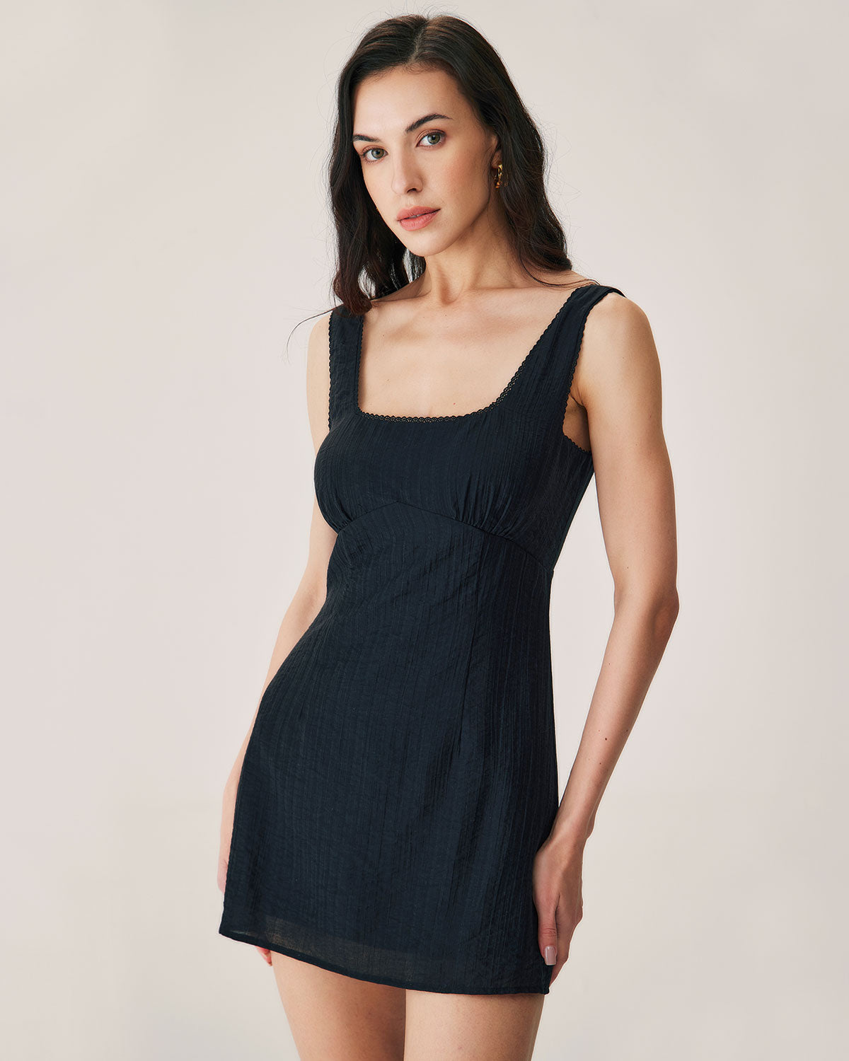 Belltoile™ Siyah Dokulu Slip Mini Elbise